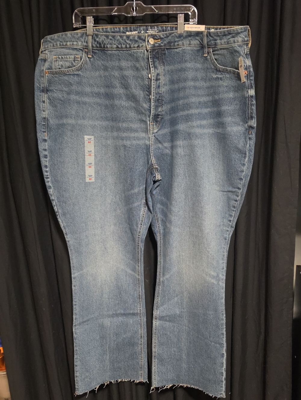 Old Navy Women's Straight Leg Jeans in Light Blue Wash